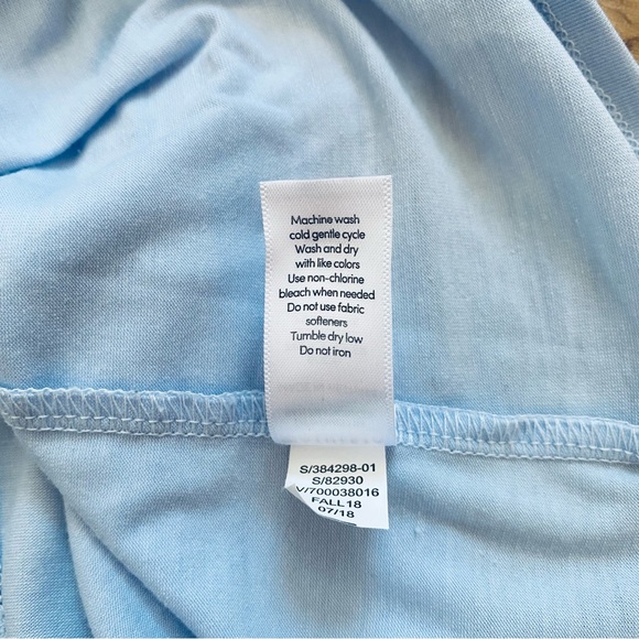 ATHLETA S Light Blue Essence Semi Fit Long Sleeve Split Back Activewear T-Shirt - Picture 6 of 16